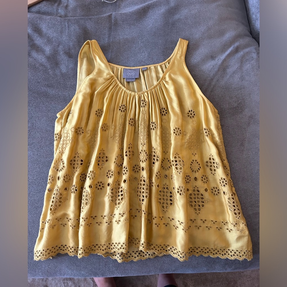 Anthropologie Vanessa Eyelet Virginia Eyelet Maize Tank Gold Size 2